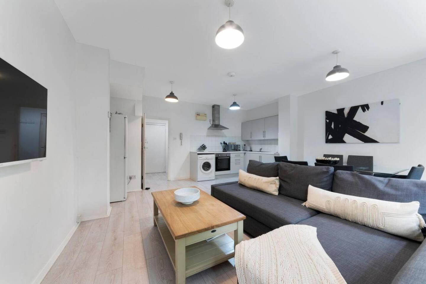 2 Bed Apartment- Finsbury Park Station B London Exterior foto